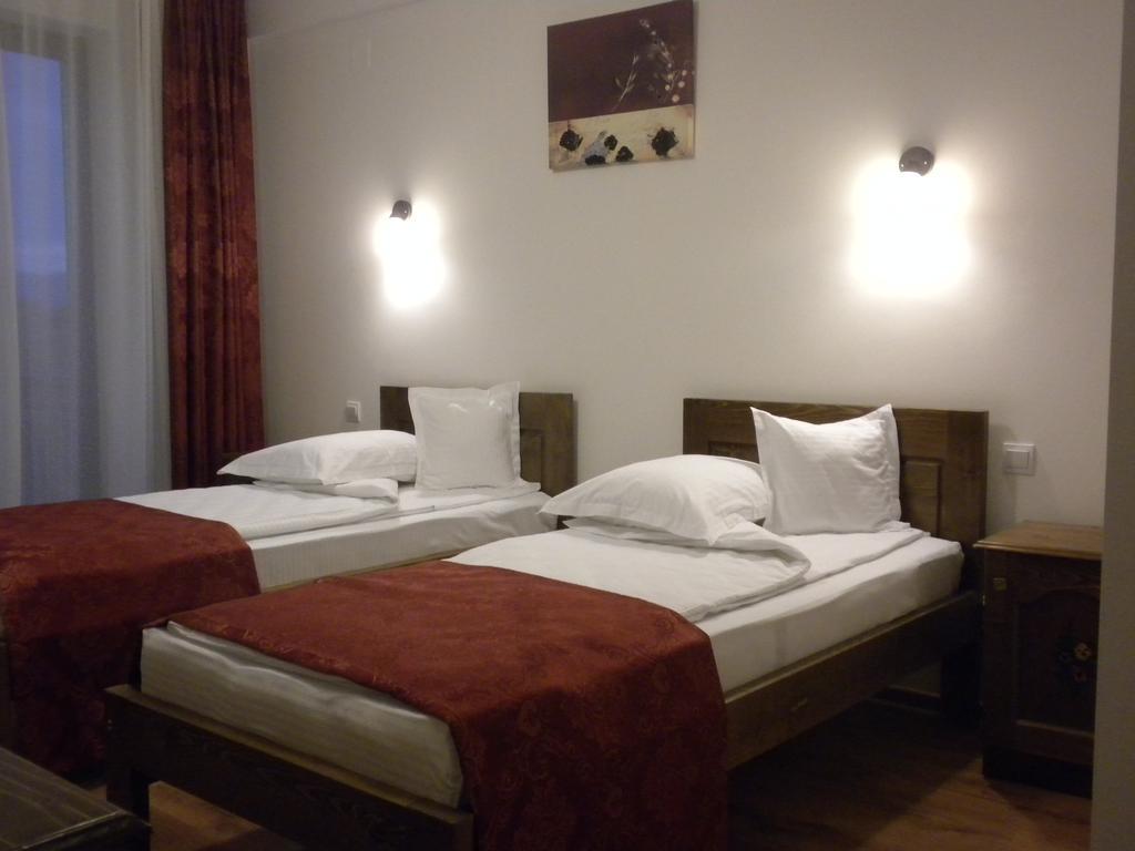 Pensiunea Cetatea Craiului Risnov Room photo